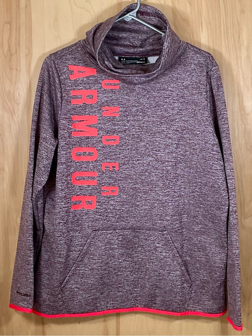 Under Armour Hoodie - EUC